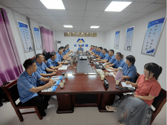 凝心聚力 力攀高峰！高飛股份銷售部2025年上半年?duì)I銷會(huì)議圓滿召開！